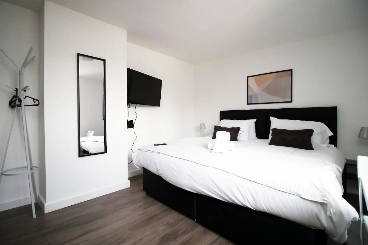 Ty Suites 7 - New Aparthotel In Cardiff